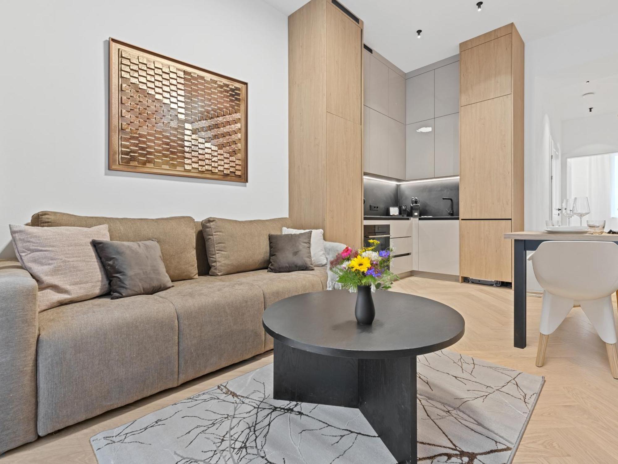 Gt7 Apartments District 9 - Managed By Sky9 Apartments Wina Bagian luar foto